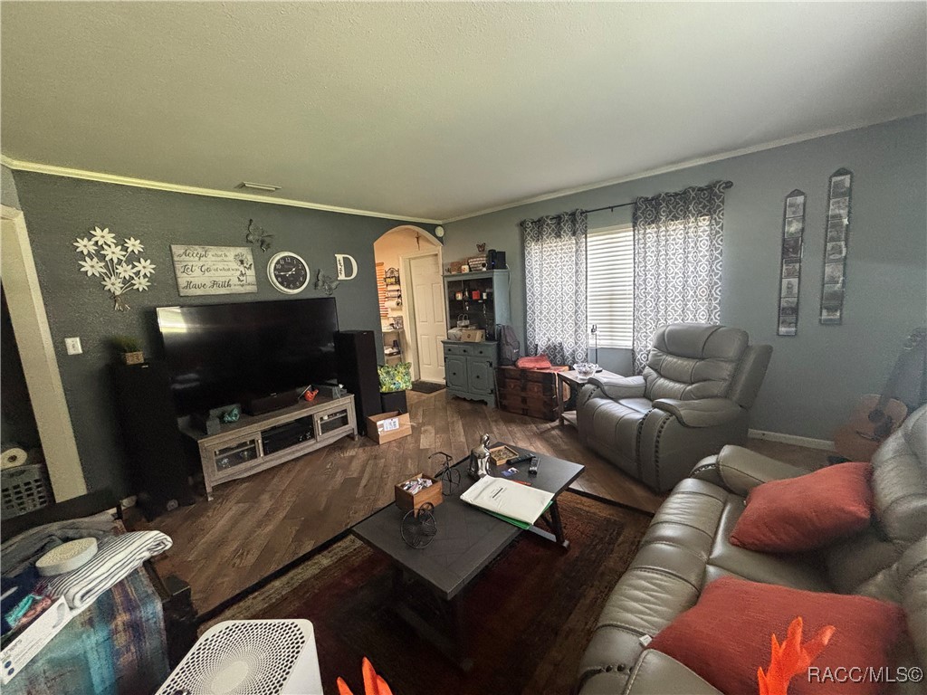 717 Whiteway Drive, Brooksville, New York image 10