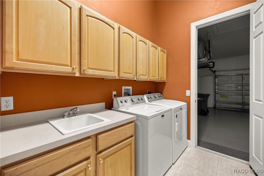 Hernando, Florida 34442, United States, 4 Bedrooms Bedrooms, ,3 BathroomsBathrooms,Residential,Active,14006