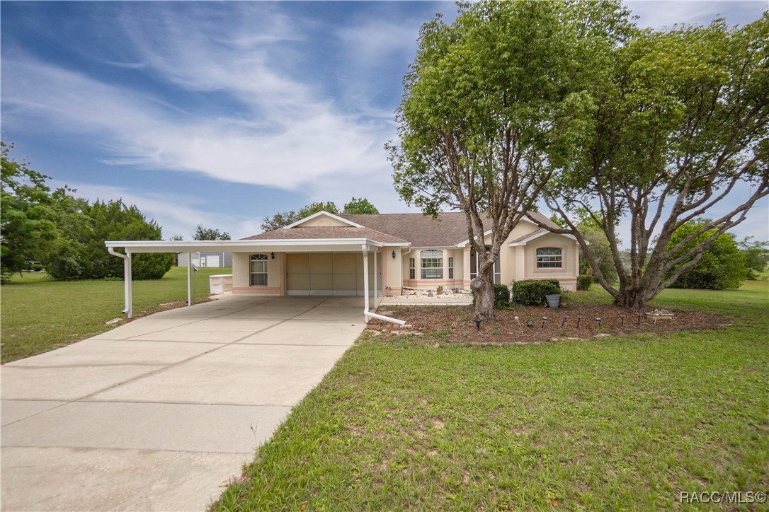 9099 S Thoroughbred Point, Inverness, Florida image 1