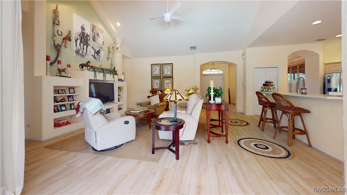 Beverly Hills, Florida 34465, United States, 4 Bedrooms Bedrooms, ,3 BathroomsBathrooms,Residential,Active,127788