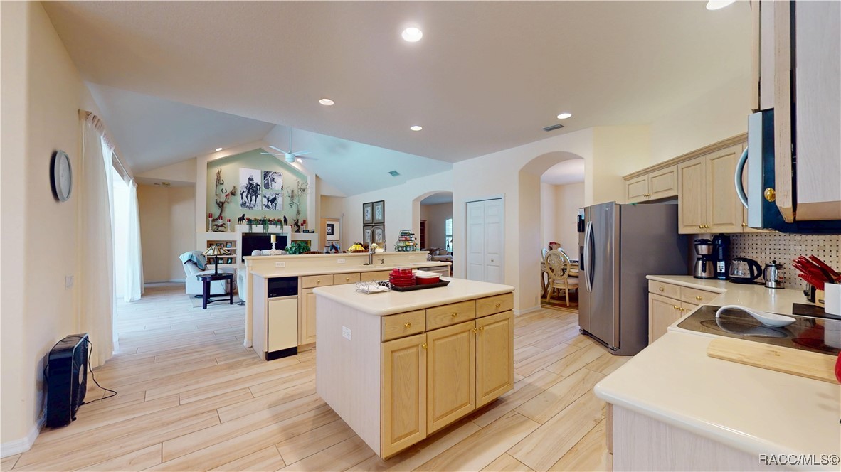 Beverly Hills, Florida 34465, United States, 4 Bedrooms Bedrooms, ,3 BathroomsBathrooms,Residential,Active,127788