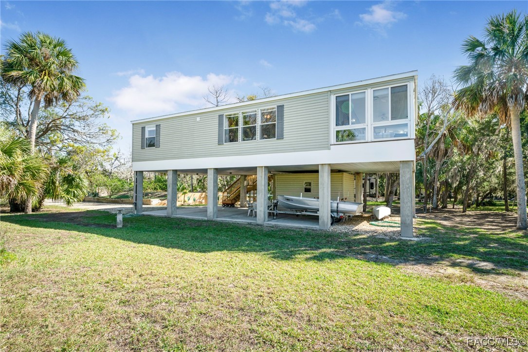 14596 W Black Creek Drive, Crystal River, Florida image 1