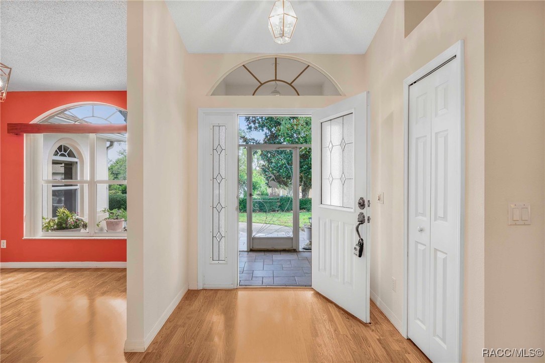 5420 W Heather Ridge Path