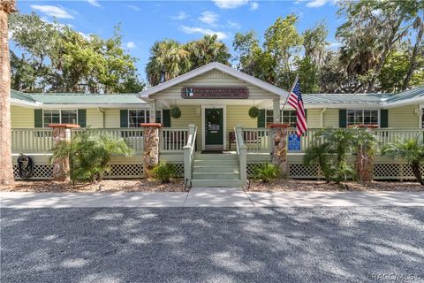 107 NE 4th Street Crystal River FL 34429