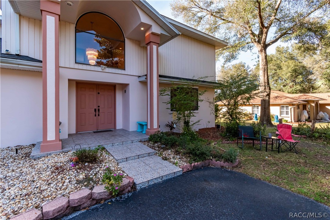 8210 N Golfview Drive, Citrus Springs, Florida image 8