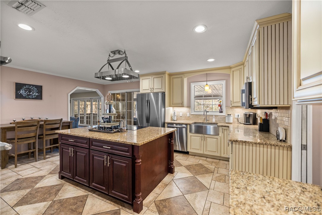 6685 SW 18th Terrace Road, Ocala, Florida image 9