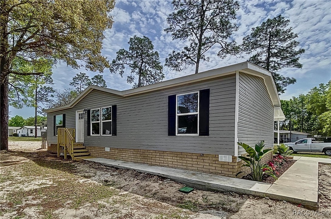 8325 N Fairgrove Terrace, Dunnellon, New York image 4