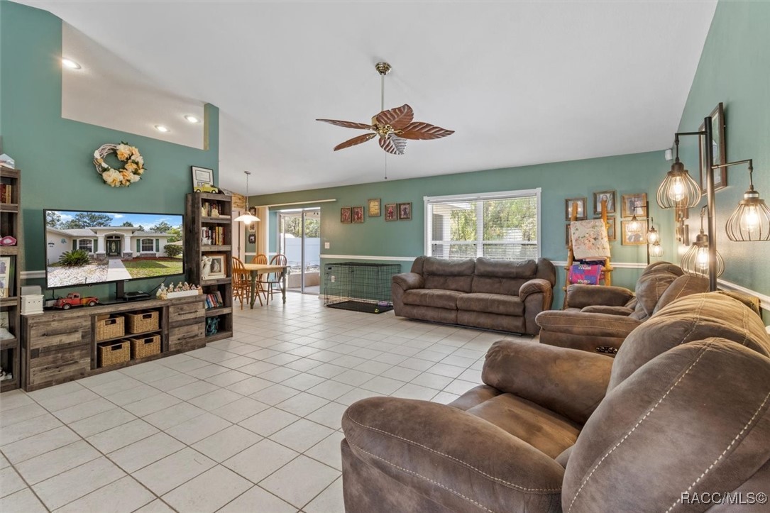 7460 N Maltese Drive, Citrus Springs, New York image 14