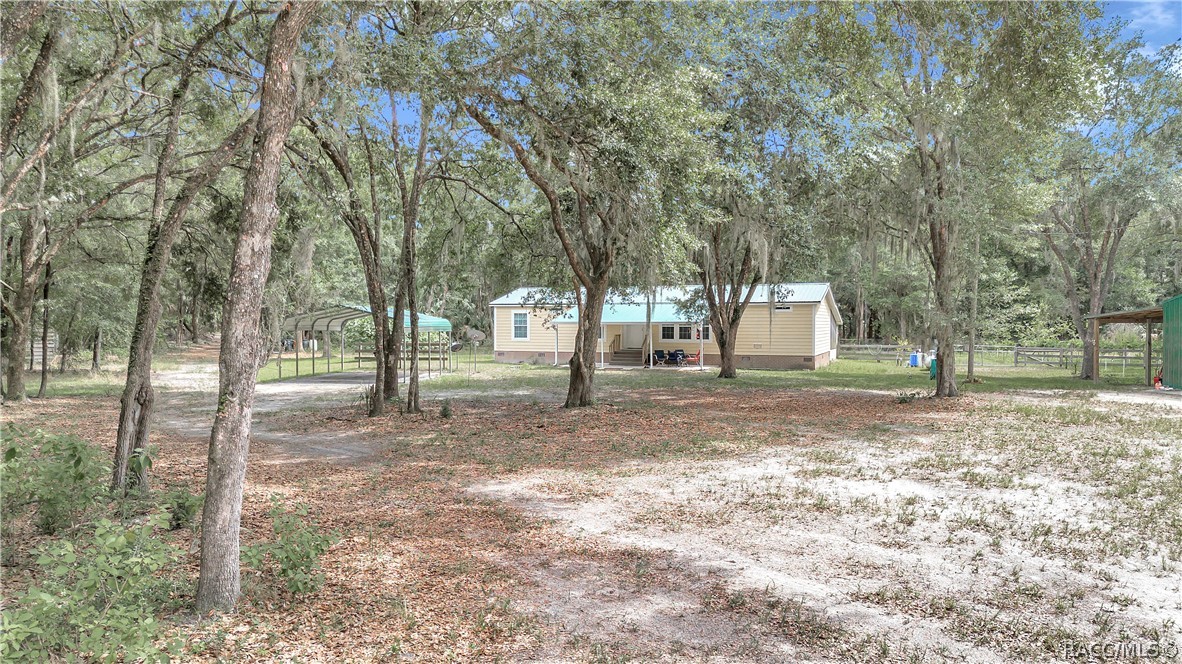 8550 SE 157 Place, Inglis, Florida image 4