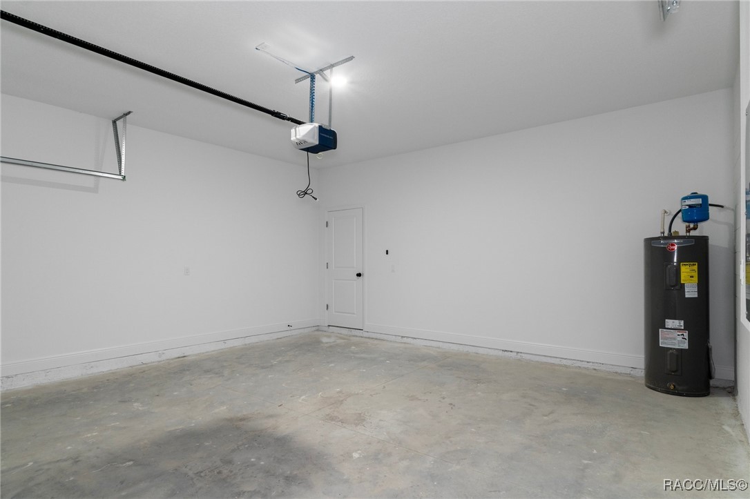 1083 W Cary Drive, Citrus Springs, Florida image 32