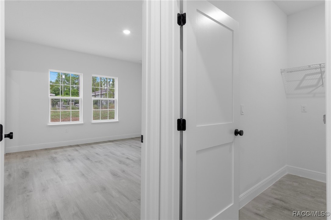 1083 W Cary Drive, Citrus Springs, Florida image 12