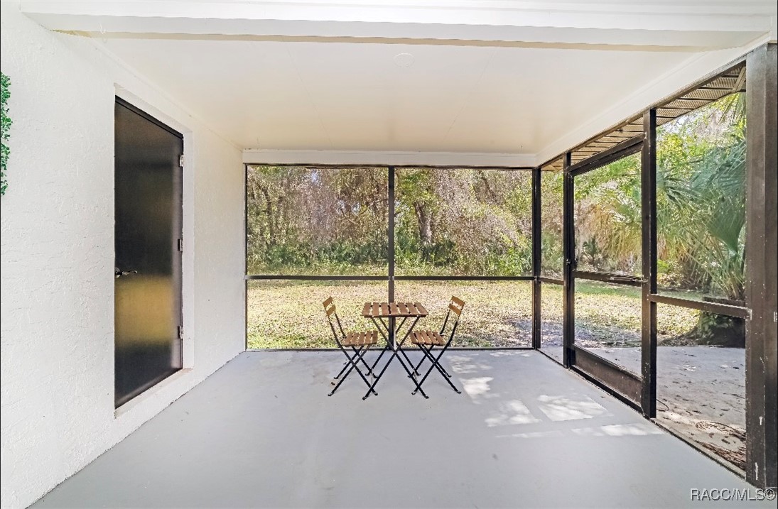 721 N Country Club Drive, Crystal River, New York image 33