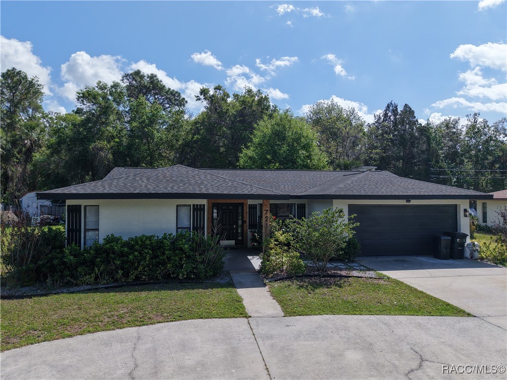 721 N Country Club Drive, Crystal River, New York image 5
