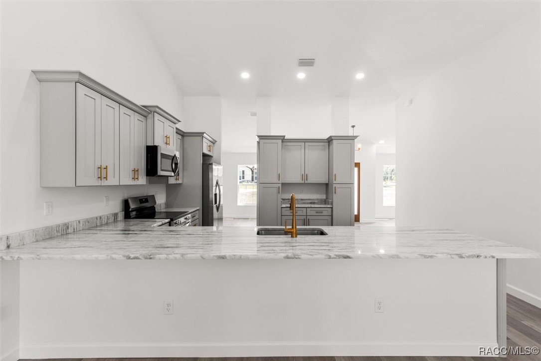 14183 English Sparrow Road, Weeki Wachee, New York image 18