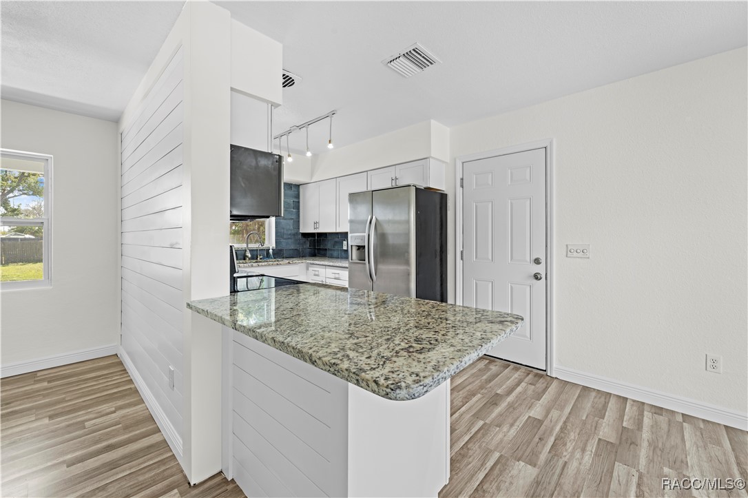 1996 Hyvue Drive, Clearwater, Florida image 10