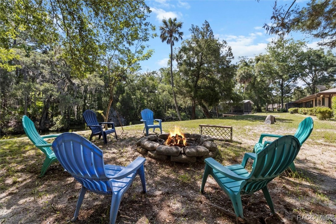 10584 N Dawnflower Point