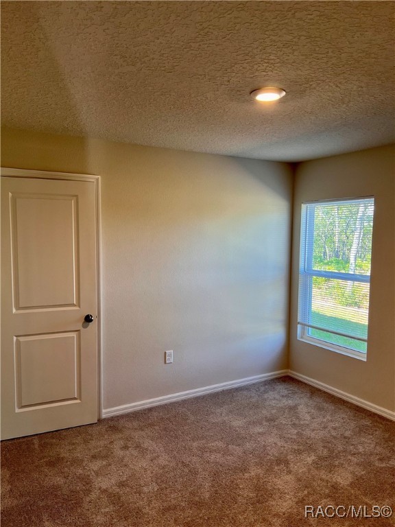 6652 N Bedstrow Boulevard