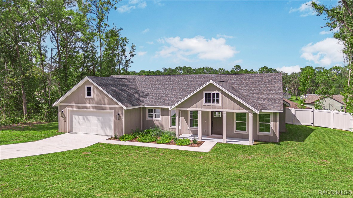 8727 N Golfview Drive