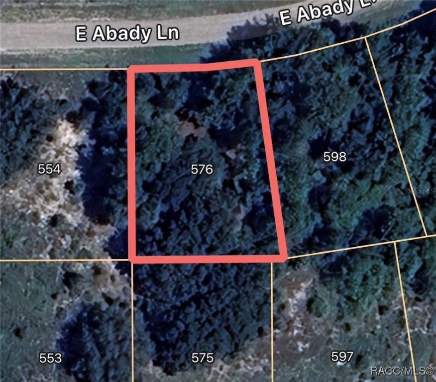 Photo 1 of 6 — 576 E Abady Lane, Dunnellon, FL 34434
