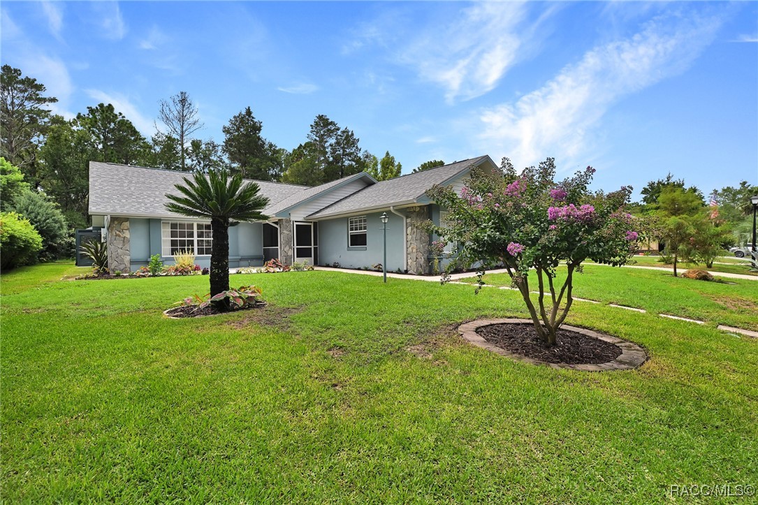 21 Sweetgum Court S