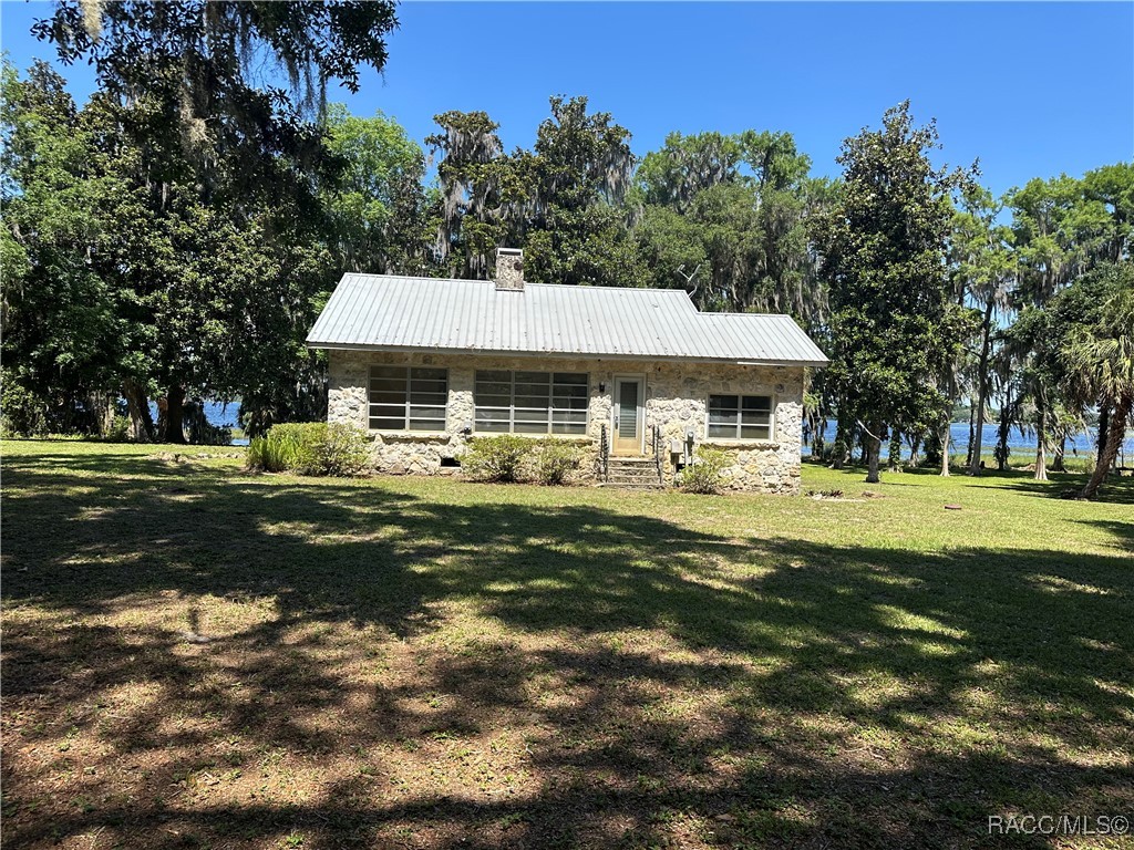 3184 N Edward Island Point