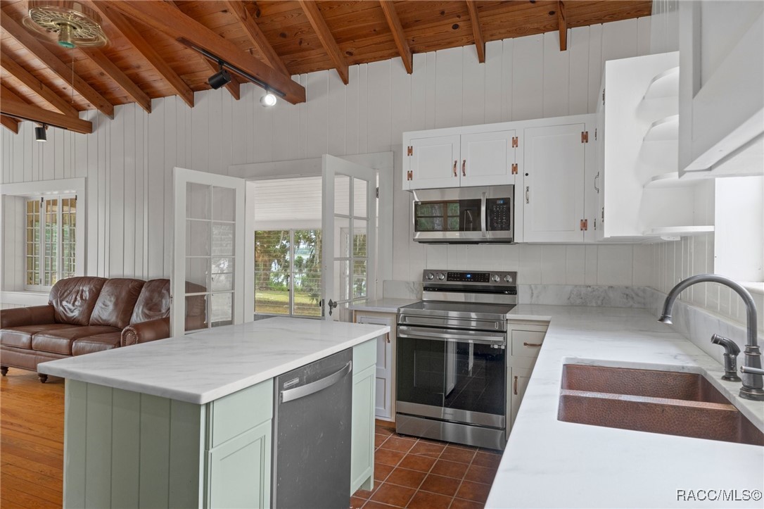 3184 N Edward Island Point, Hernando, Florida image 12