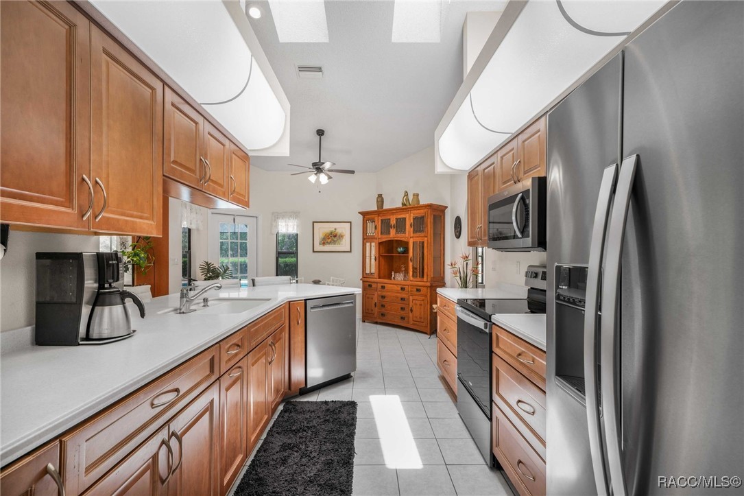 4400 W Rocky Lane