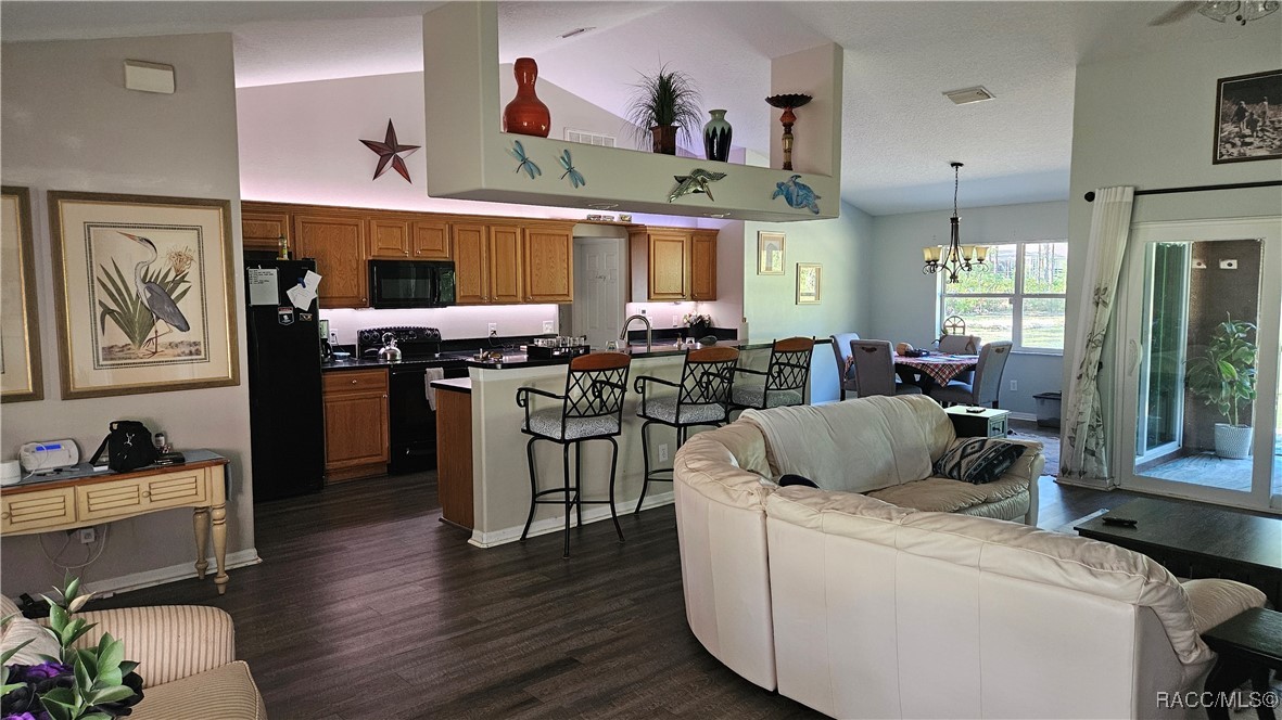 4889 N Peppermint Drive
