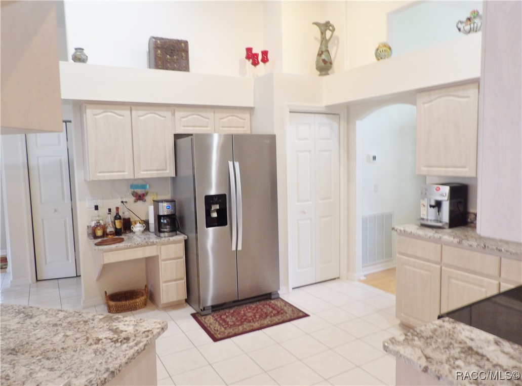 1544 E Allegrie Drive, Inverness, New York image 16
