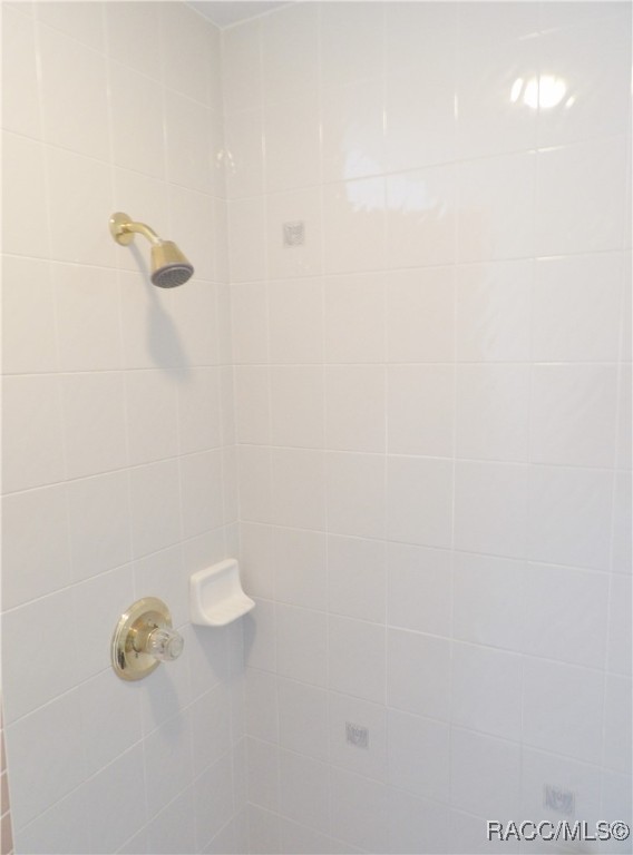 1544 E Allegrie Drive, Inverness, New York image 26