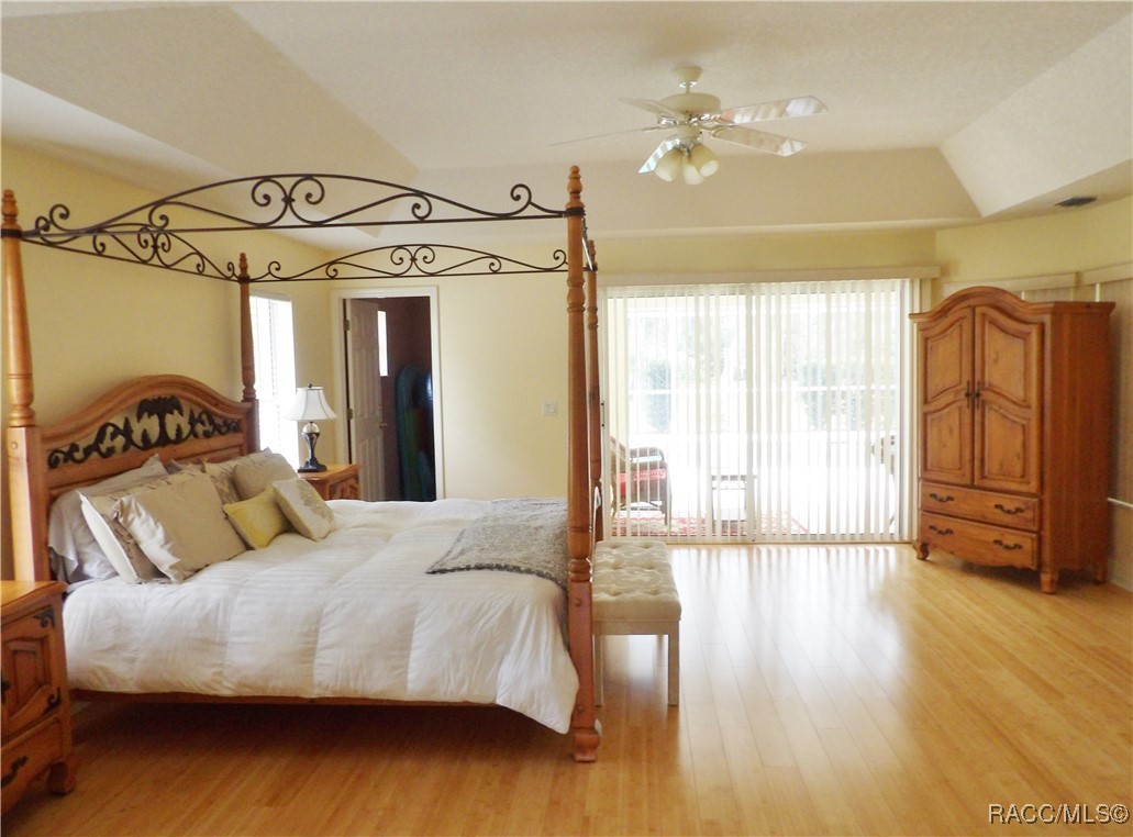 1544 E Allegrie Drive, Inverness, New York image 19