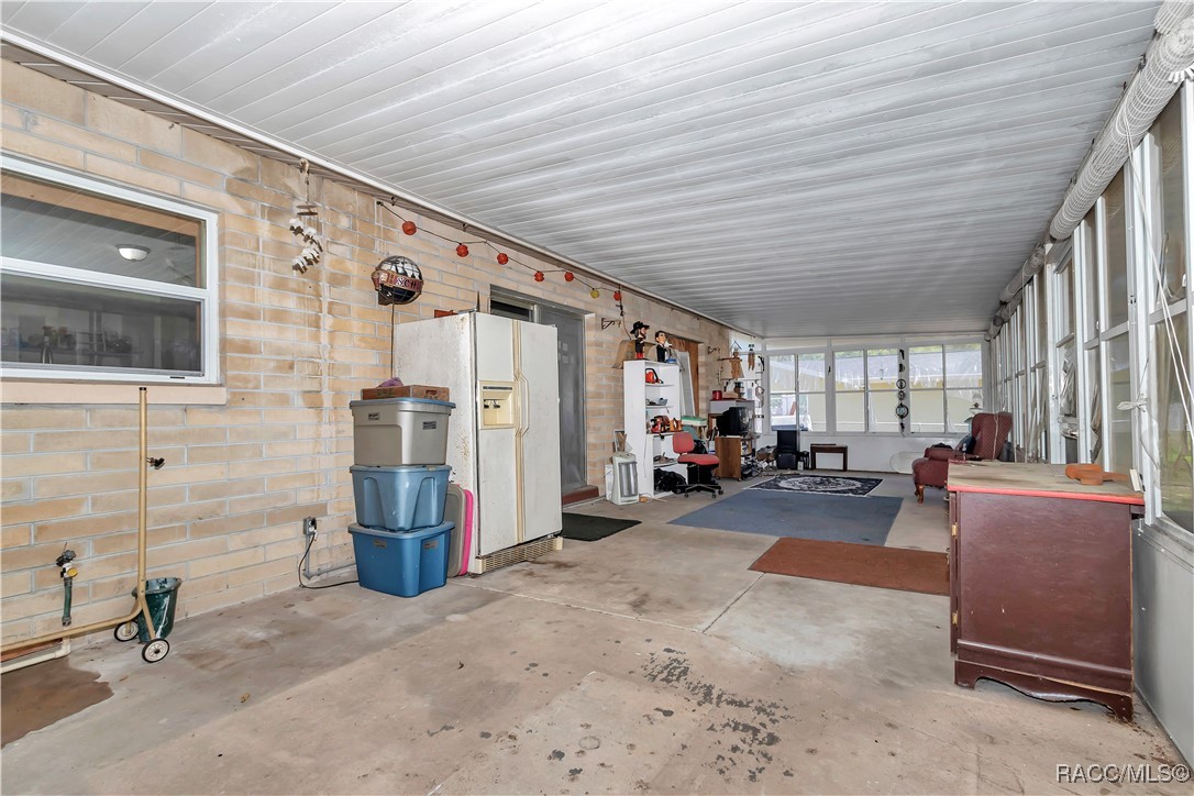 8082 SW 103rd Lane, Ocala, New York image 32