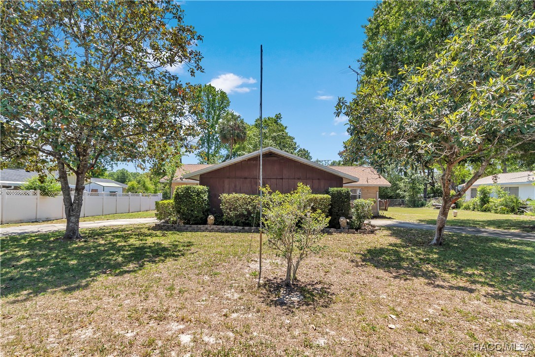 8082 SW 103rd Lane, Ocala, New York image 2