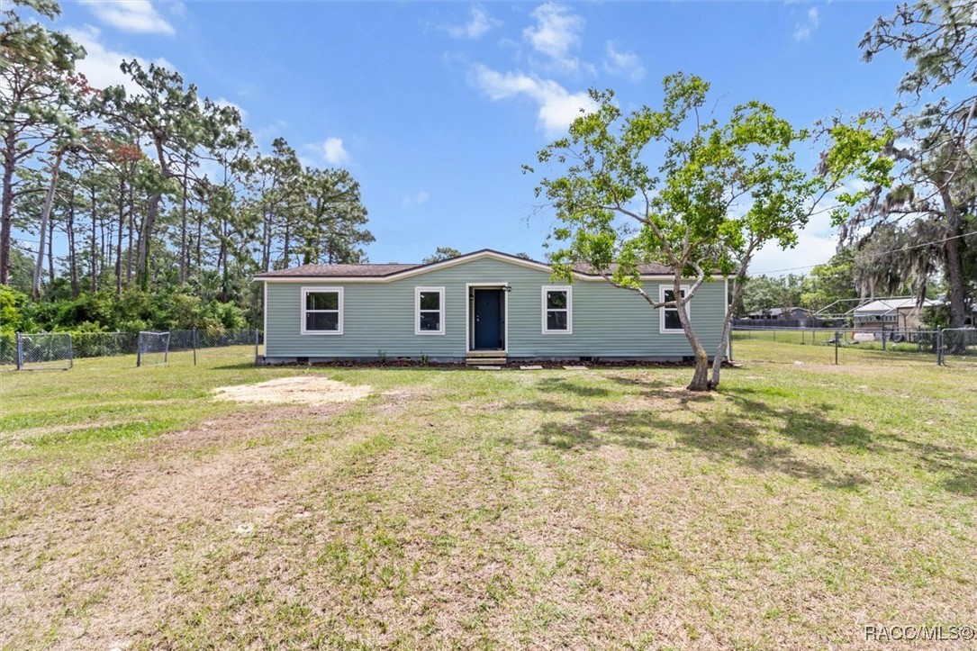 4631 S Memorial Drive, Homosassa, Florida image 9
