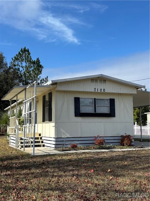 Homes For Sale - 7120 S Sesame Street Terrace<br/> Homosassa, FL 34446