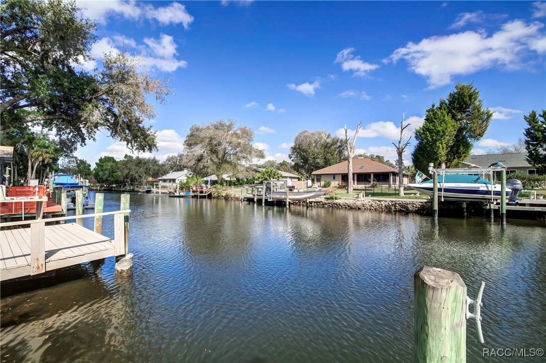 11625 W Riverhaven Drive, Homosassa, Florida image 29