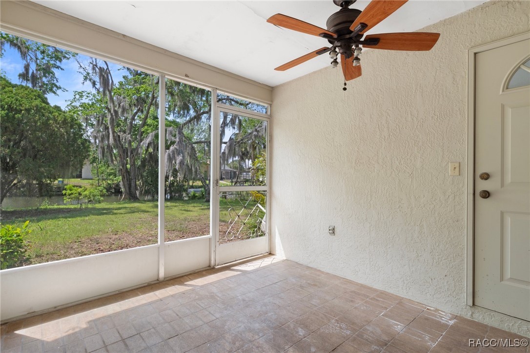 2184 N Watersedge Drive, Crystal River, Florida image 40