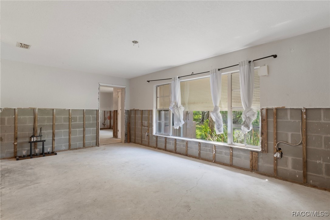 2184 N Watersedge Drive, Crystal River, Florida image 16