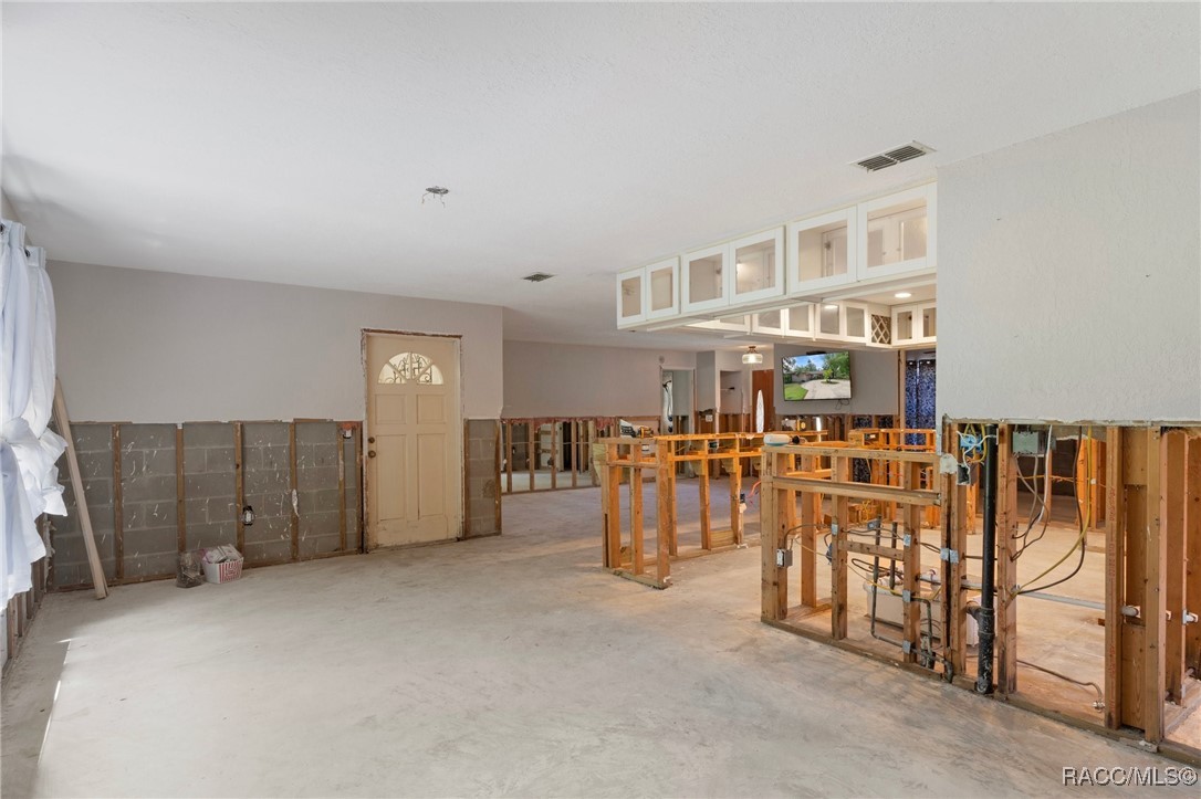 2184 N Watersedge Drive, Crystal River, Florida image 18