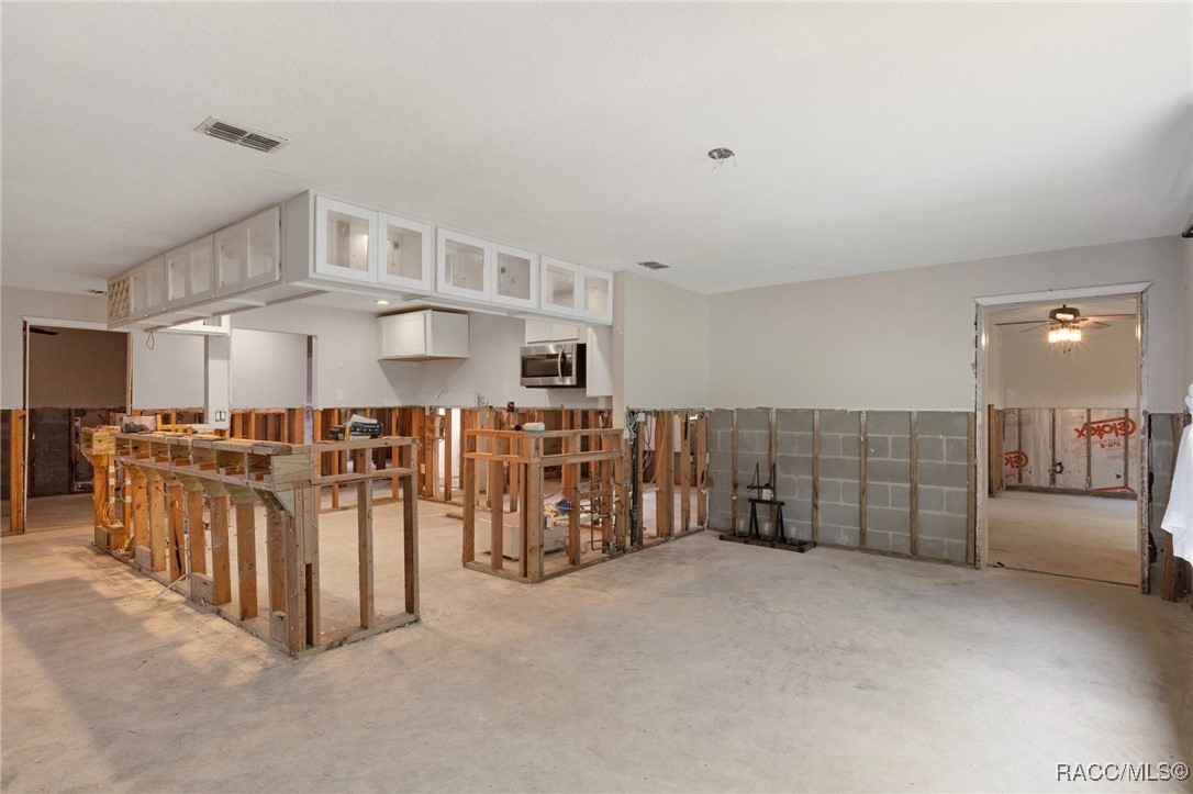 2184 N Watersedge Drive, Crystal River, Florida image 17