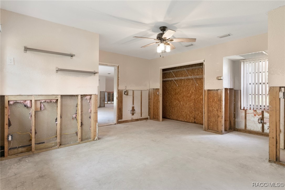 2184 N Watersedge Drive, Crystal River, Florida image 21
