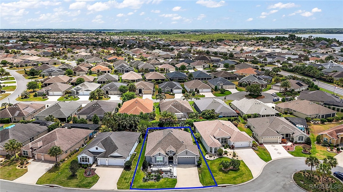 3537 Cluster Court, The Villages, Florida image 2