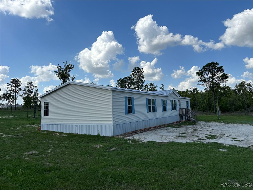 1750 NE 154th Avenue, Williston, New York image 5
