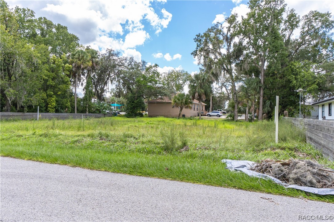 464 NE 2nd Street, Crystal River, Florida image 6