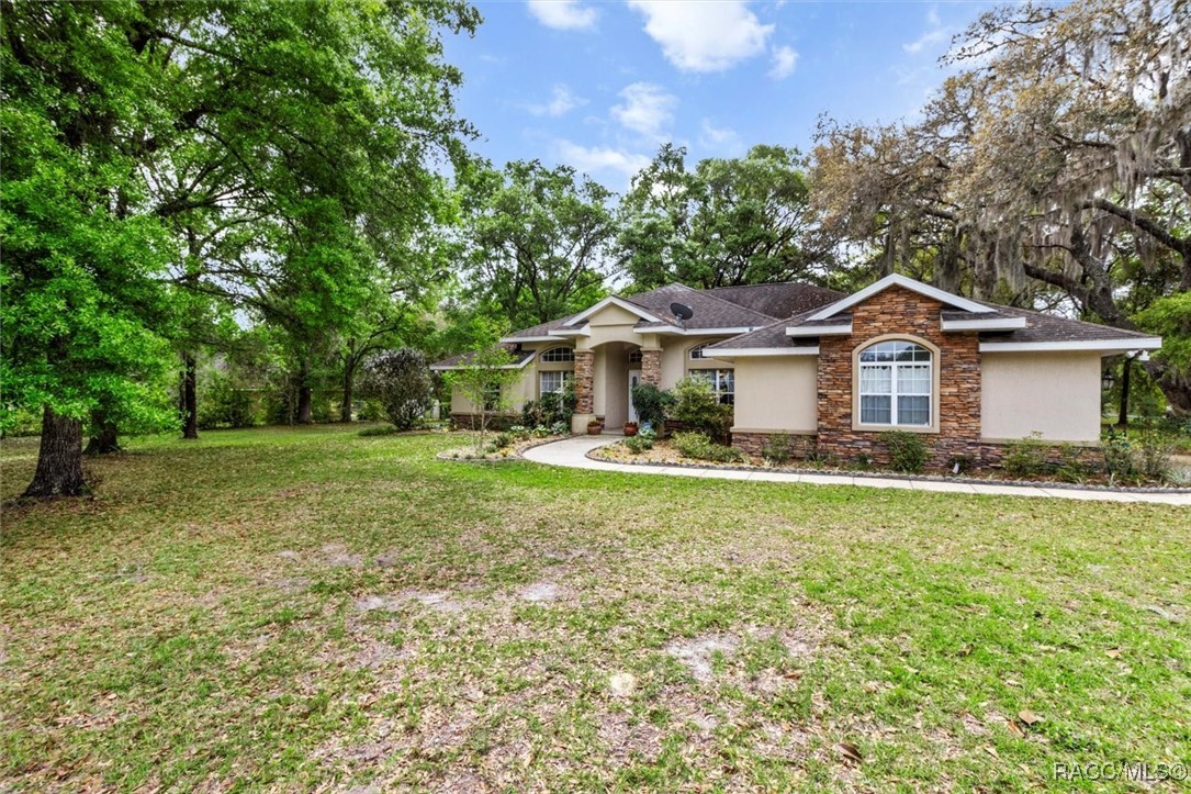 10419 N Rousseau Drive, Dunnellon, Florida image 7