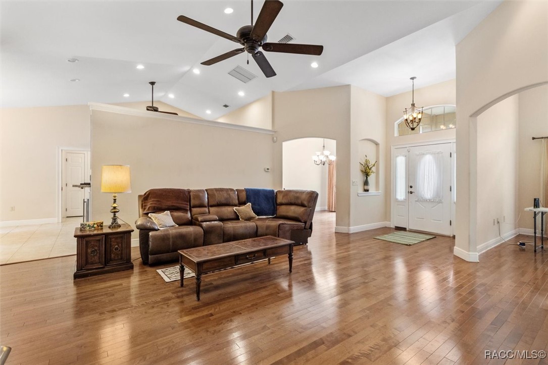 10419 N Rousseau Drive, Dunnellon, Florida image 16