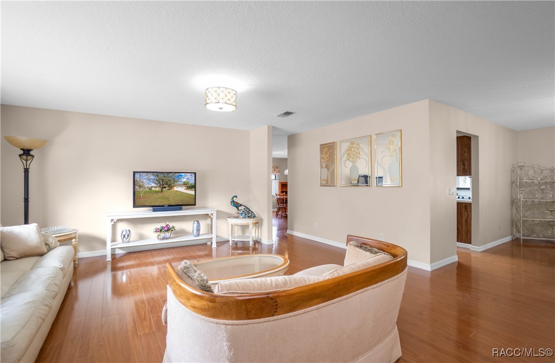 5475 S Concord Terrace