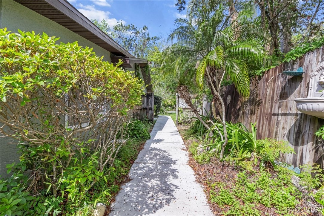 841 N Palm Springs Terrace, Crystal River, New York image 42