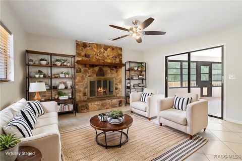 A home in Dunnellon