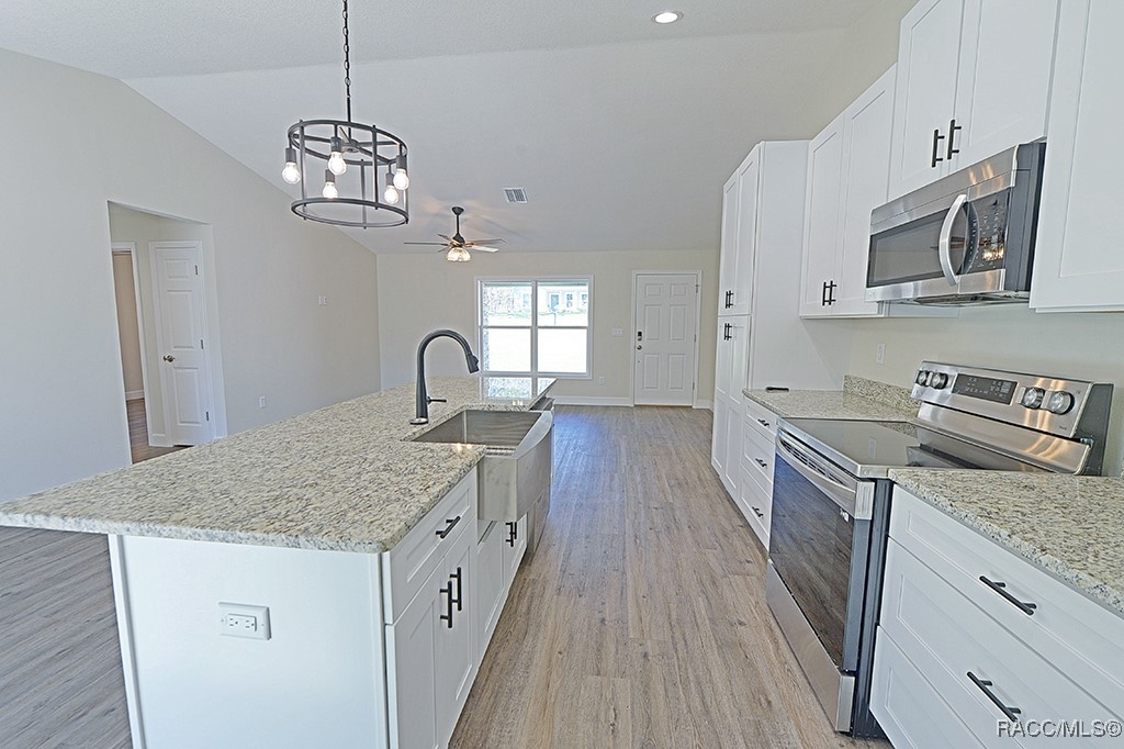 9715 N Wayland Avenue, Citrus Springs, New York image 9